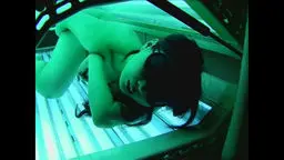 日焼けギャルの裸を撮影しようと思ったらオナニー映像が撮れちゃいました 3