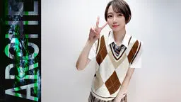 【喉奥イラマ 剛毛中出し】アイドル活動中１８歳美形ショート。細身スレンダー奇跡の肉体美。プレミア確定のハメ撮り映像。